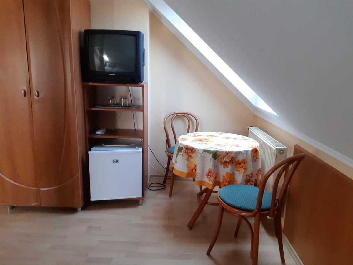 Szalay Villa 维斯普雷姆 外观 照片