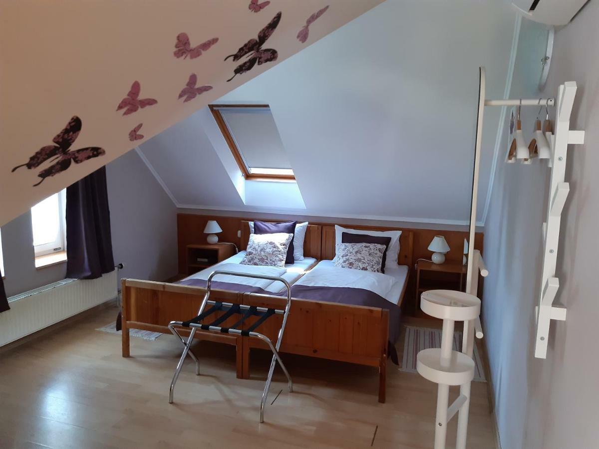 Szalay Villa 维斯普雷姆 外观 照片