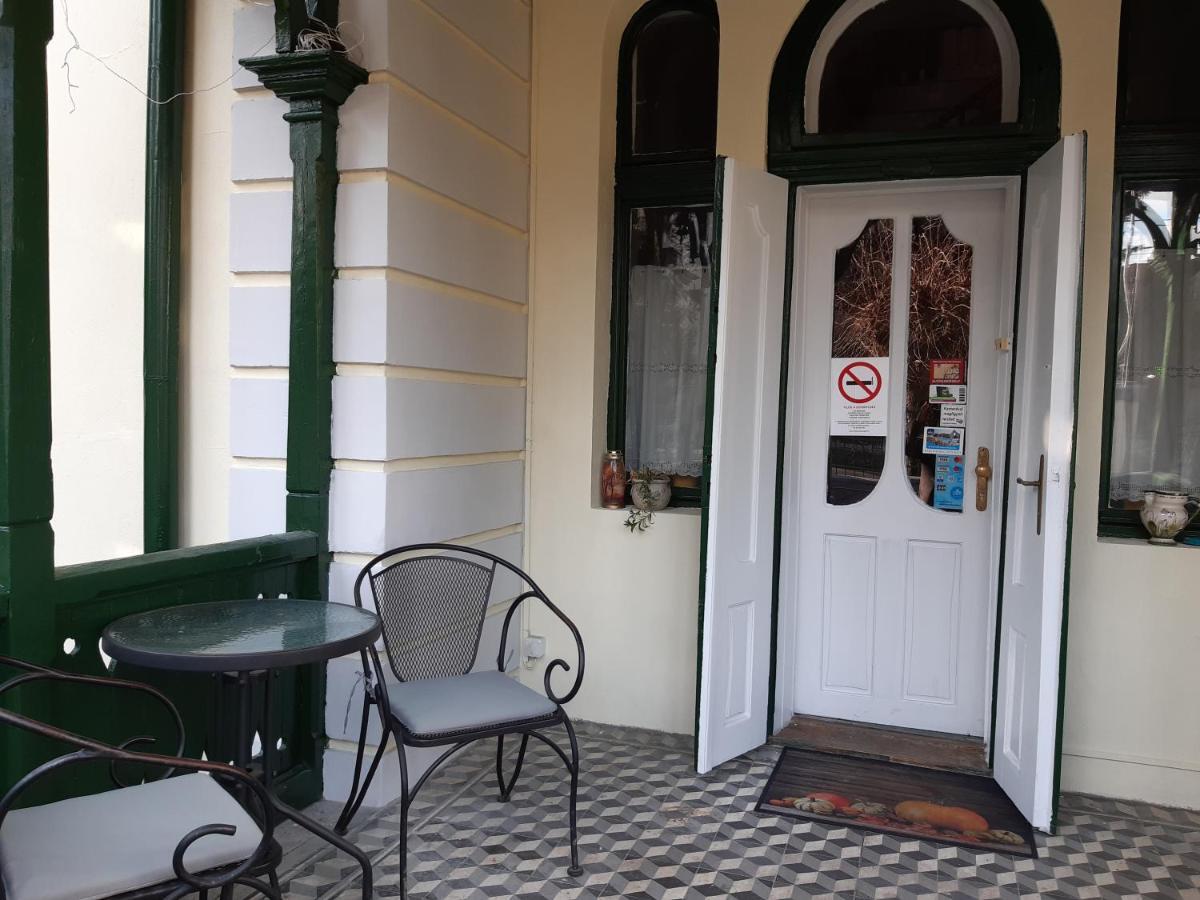 Szalay Villa 维斯普雷姆 外观 照片